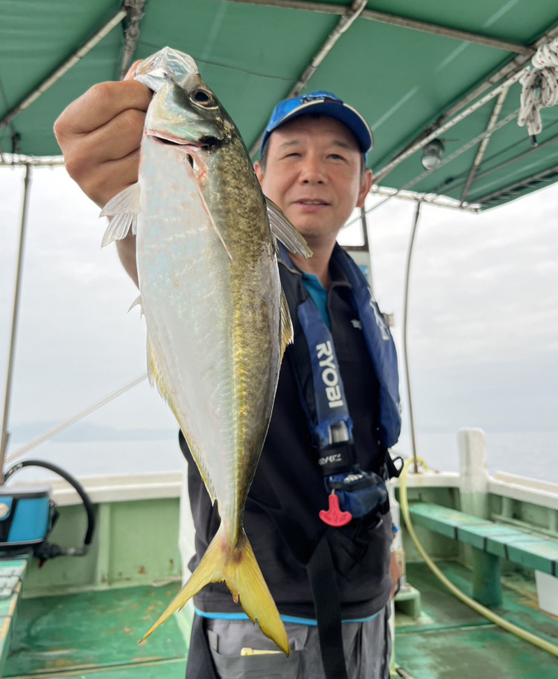 泉南の第二小島丸でアジ五目便!