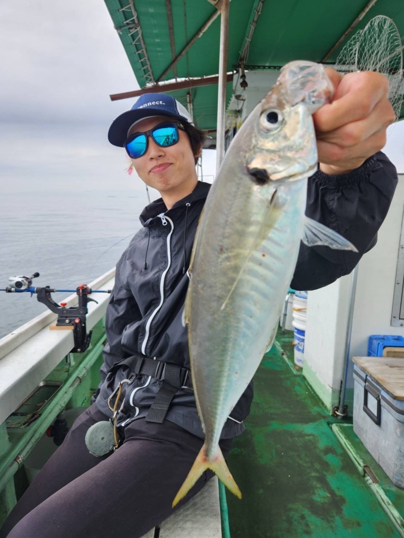 泉南の第二小島丸でアジ五目便!