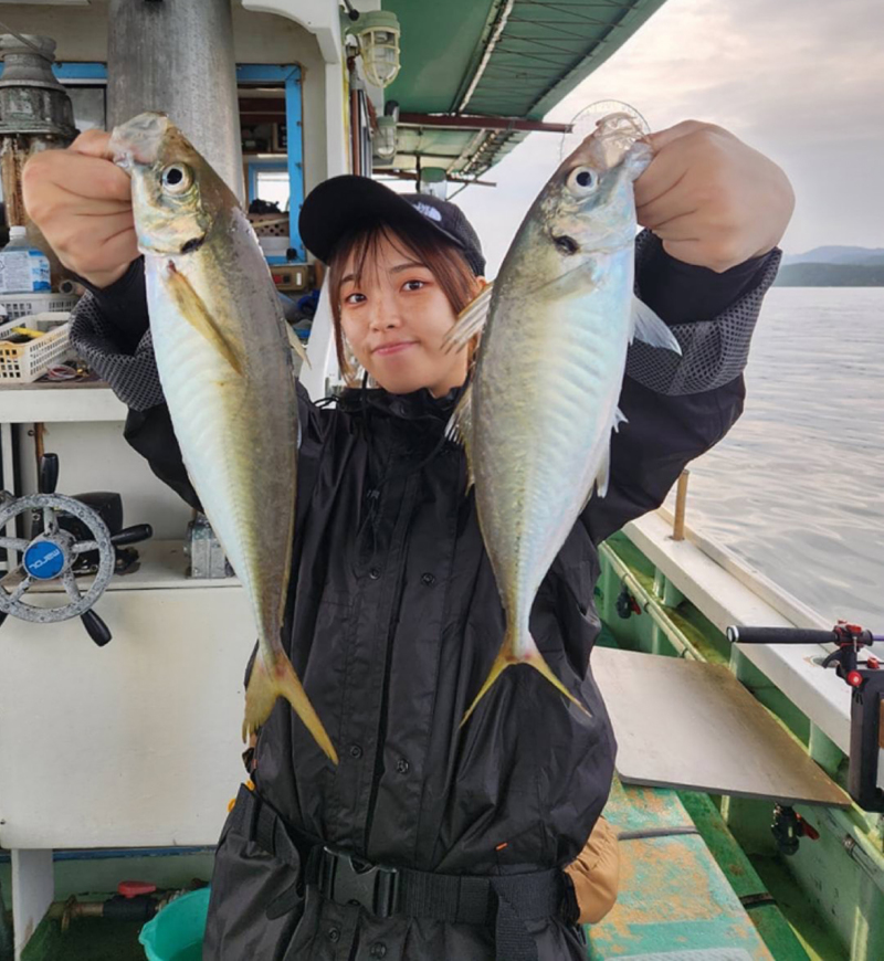 泉南の第二小島丸でアジ五目便!