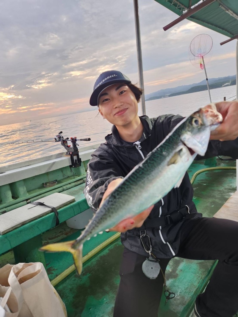 泉南の第二小島丸でアジ五目便!