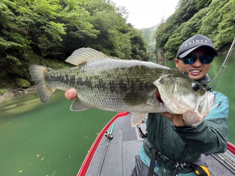 合川ダムでバス釣行