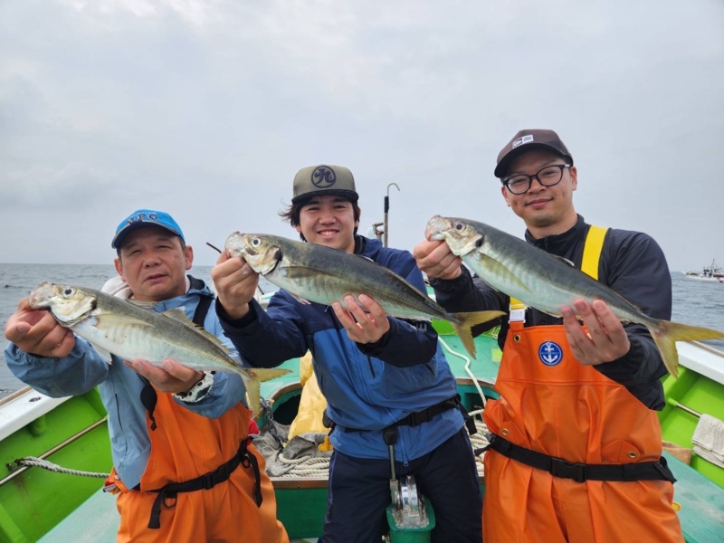 春のジャンボアジ釣り