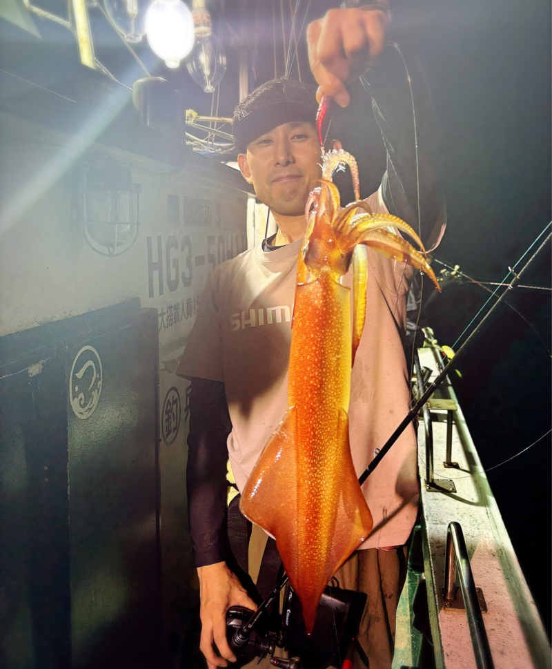 兵庫県美方郡新温泉町浜坂でイカメタルのケンサキイカ釣果
