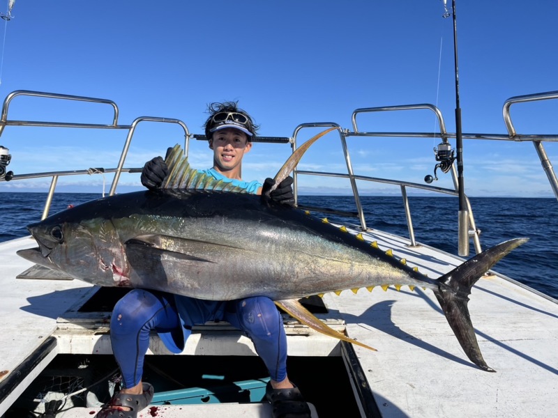 三重県沖キャスティングでキハダ・カツオ釣果