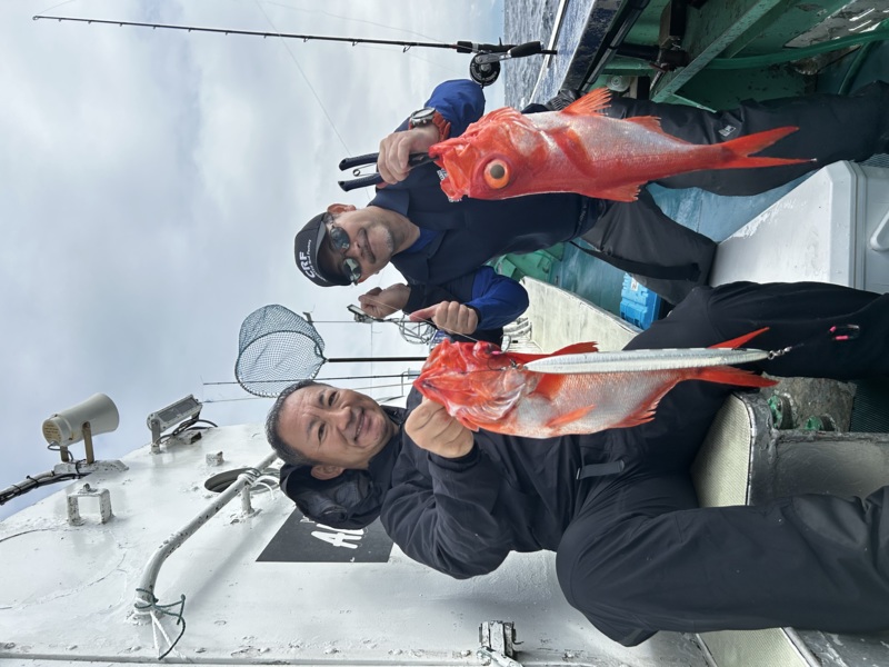静岡県新島沖でジギングのキンメ・クロムツ釣果